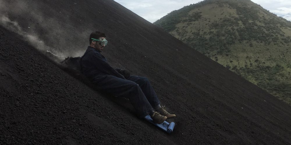 Nicaragua : le jour où j&rsquo;ai descendu en luge un volcan actif, le Cerro Negro